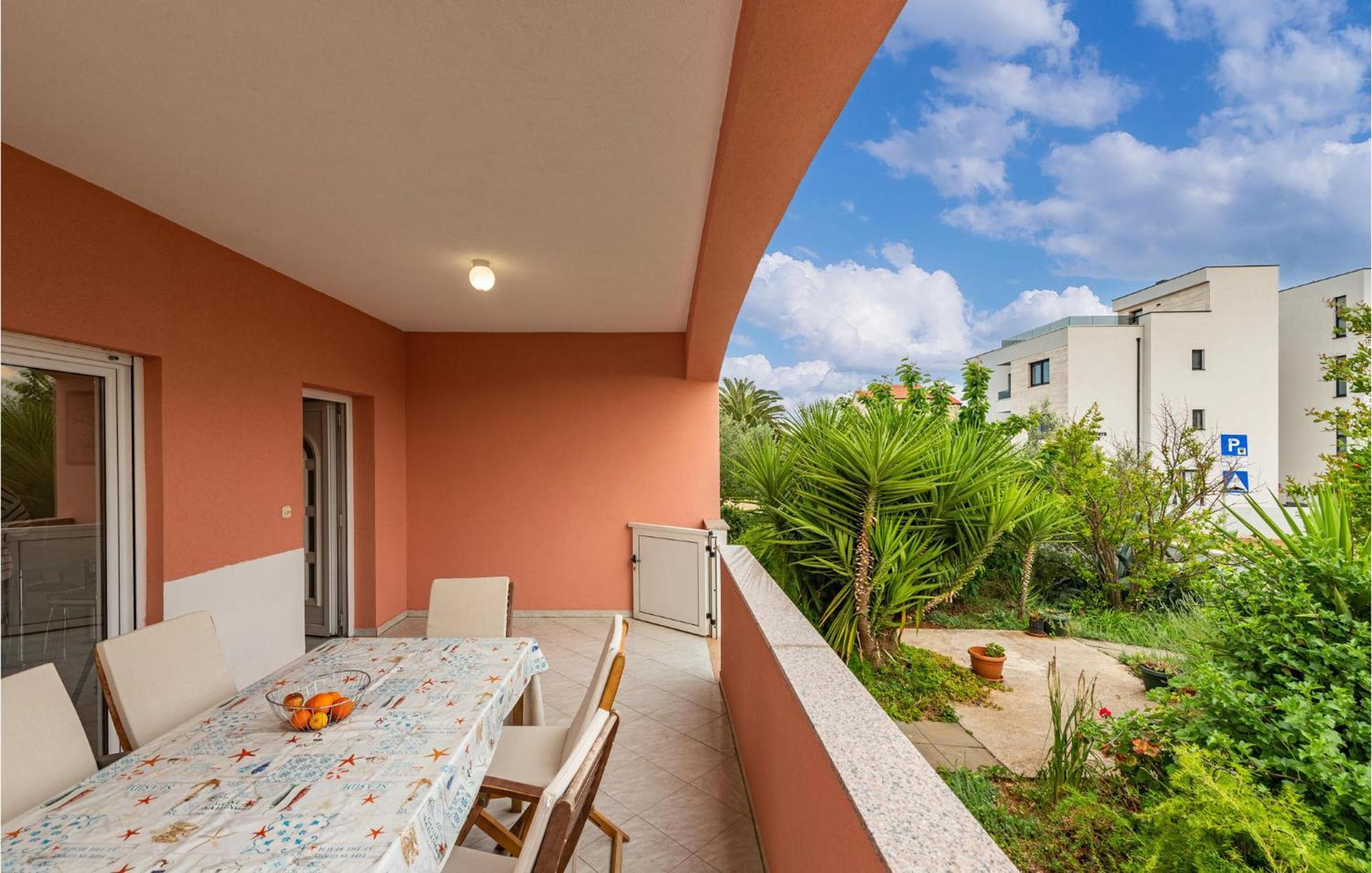 Lovely Apartment In Vir With Kitchen Εξωτερικό φωτογραφία
