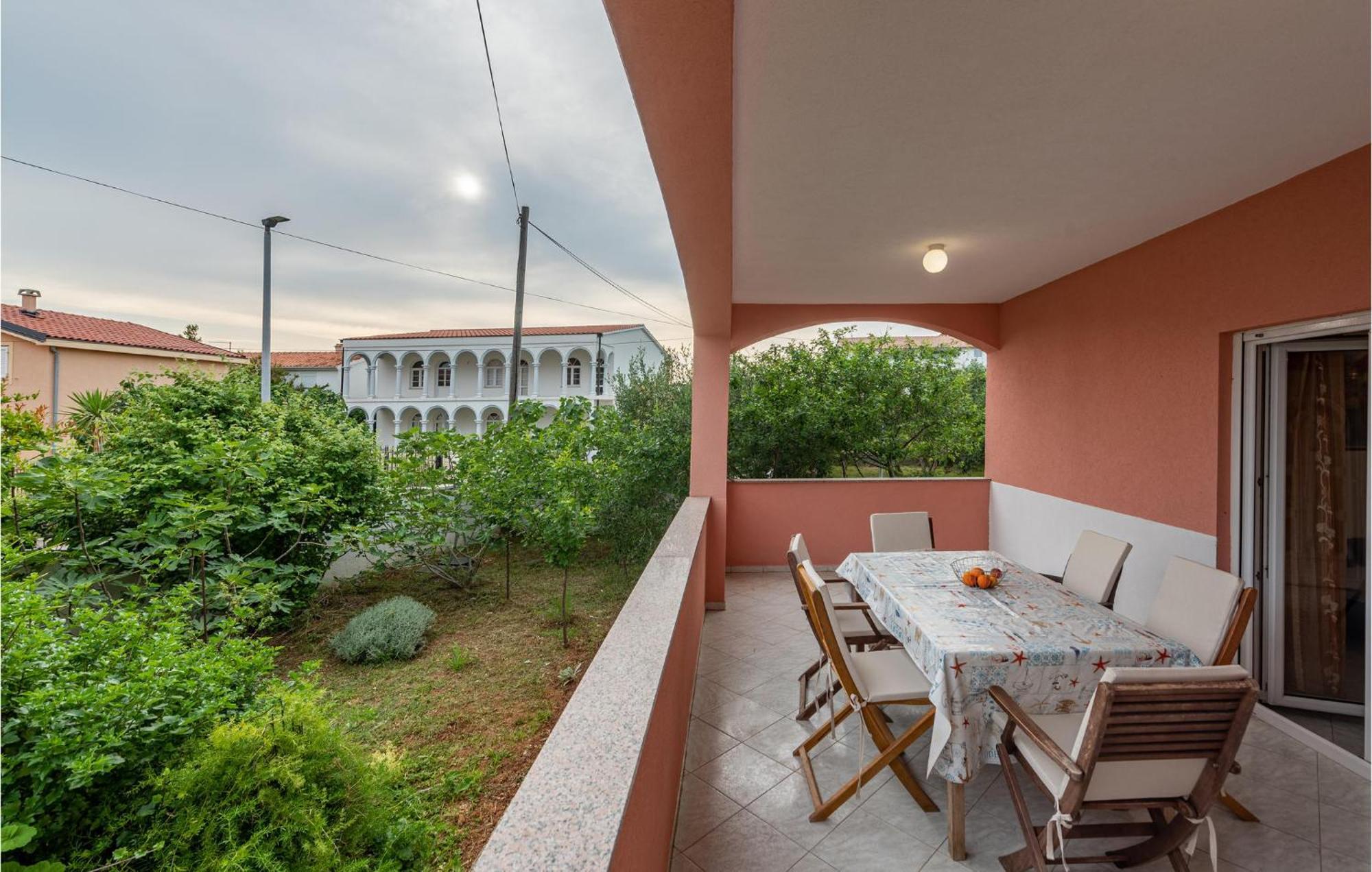 Lovely Apartment In Vir With Kitchen Εξωτερικό φωτογραφία